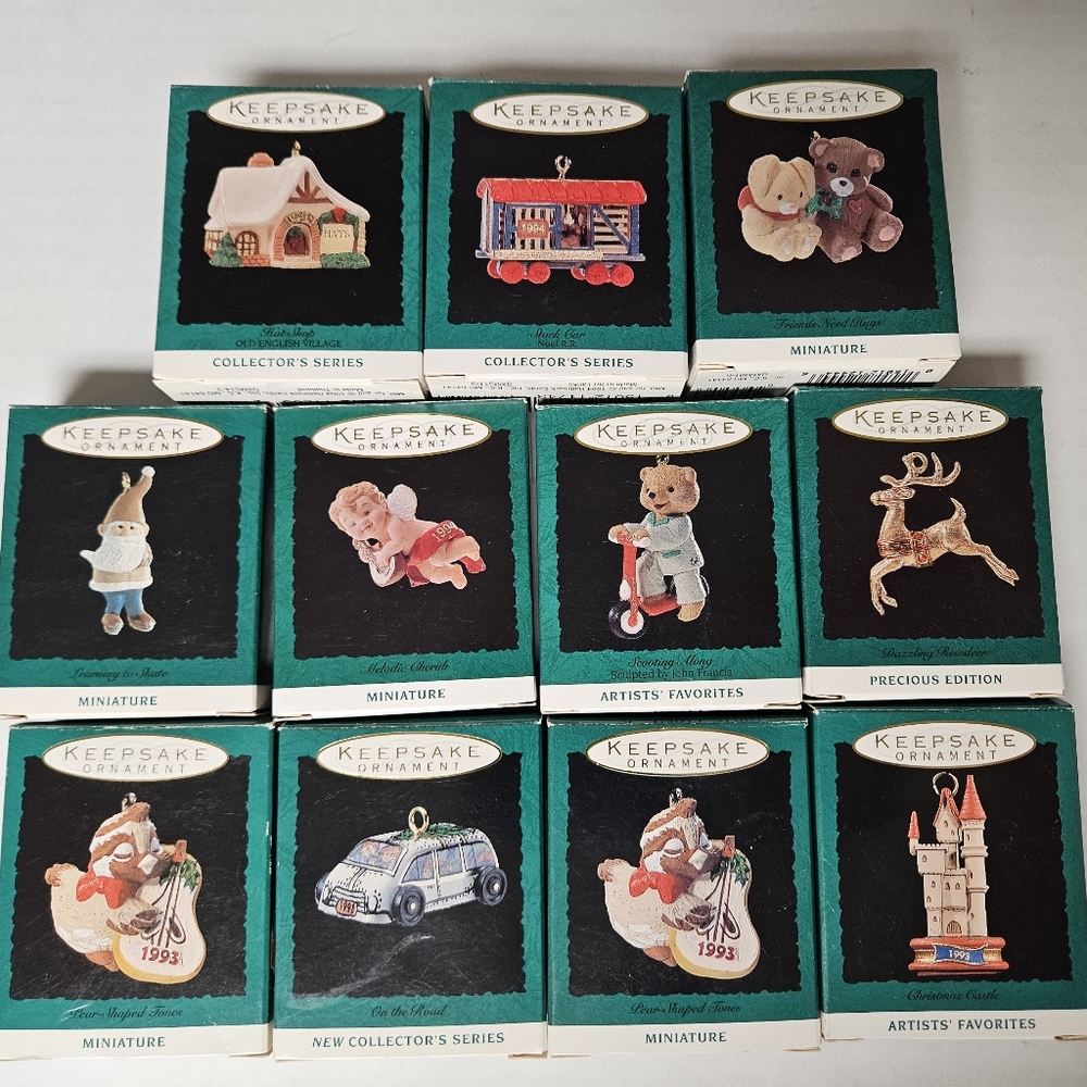 Hallmark Keepsake Miniature Ornament‎ Bundle